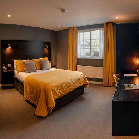 The Vicarage Hotel Holmes Chapel Exterior photo